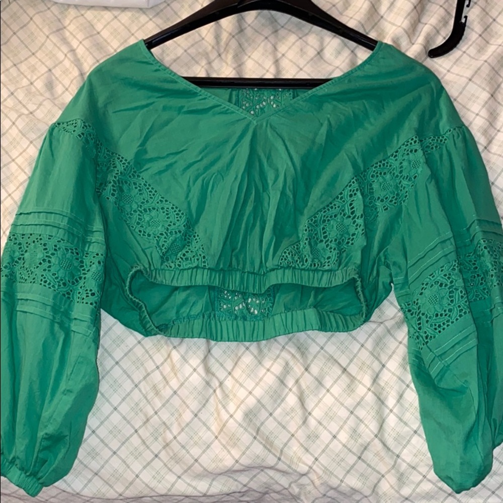 Crop top